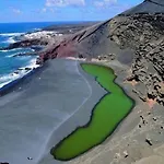 Lory-puerto Del Carmen ティアス