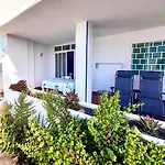 Lory-puerto Del Carmen * ティアス