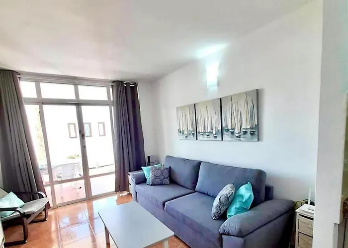 Lory-puerto Del Carmen Tias